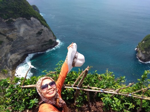 Pohon genitri memiliki sejumlah nama, . Terpikat Pesona Nusa Penida Permata Tersembunyi Bali Yang Wajib Dikunjungi Táá©á¯eáªeáieá
