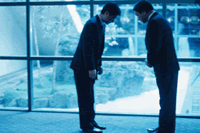 Jalani hidup dalam kesetaraan dengan saling menghormati. Sedikit Info Akhlak Sikap Menghargai Dan Menghormati Orang Lain