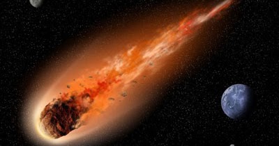 Komet adalah benda langit yang terdiri dari kumpulan debu dan gas yang membeku dan mengelilingi matahari dengan orbit yang sangat lonjong. Benda Benda Langit Selain Matahari Dan Planet Planet Juragan Les