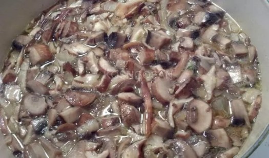 Setiap teknik memiliki perbedaan yang cukup detail meskipun bagi orang. Contoh Masakan Poaching Simmering Dan Steaming Kosngosan