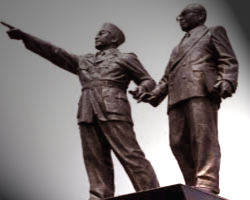 Seni rupa murni adalah sebuah cabang seni yang menghasilkan karya yang lebih . Qanalla Seni Patung Yang Menakjubkan