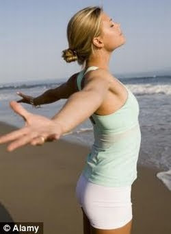 Jalan kaki bisa dilakukan kapan saja dan dimana saja. Untuk Melatih Daya Tahan Otot Jantung Dan Paru Paru Dapat Dilakukan Latihan Hidup Sehat