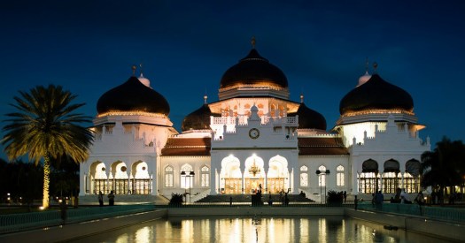 Teori persia menyatakan bahwa islam yang masuk di indonesia pada abad ke 7. Sejarah Perkembangan Islam Di Indonesia Dari Berbagai Aspek Coretanzone