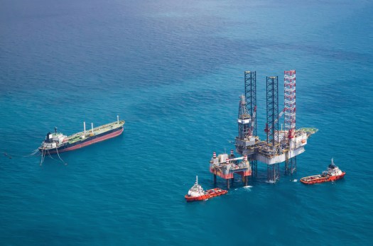 Cadangan minyak dan gas bumi di indonesia berhubungan erat dengan cekungan. 5 Daerah Penghasil Minyak Bumi Terbesar Di Indonesia Produksi Harian