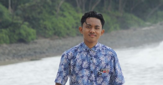 Menurut anda pola dan kebijakan produksi manakah yang lebih baik, kebijakan konstan, bergelombang atau moderat ? Valentino