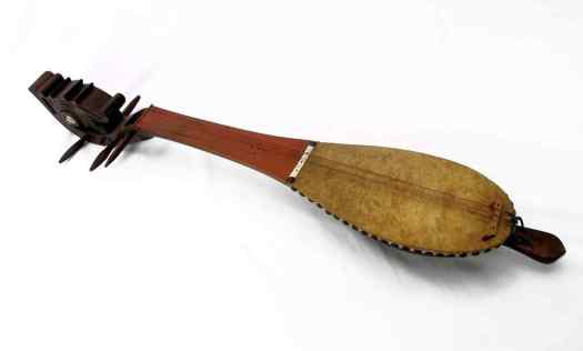 Ini adalah alat musik petik tradisional khas ntt yang berasal dari pulau rote. 25 Macam Contoh Alat Musik Petik Tradisional Dan Modern Lengkap Dengan Gambar Redaksiweb