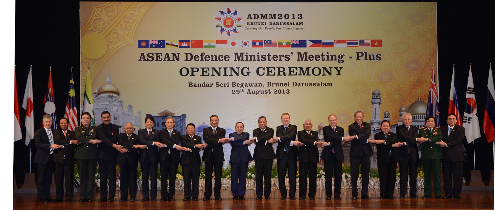 1/11/2020 · kerjasama asean di bidang iptek serta tujuan dan manfaat kerjasama asean,. Dunia Senja: 3 Pilar Persatuan ASEAN