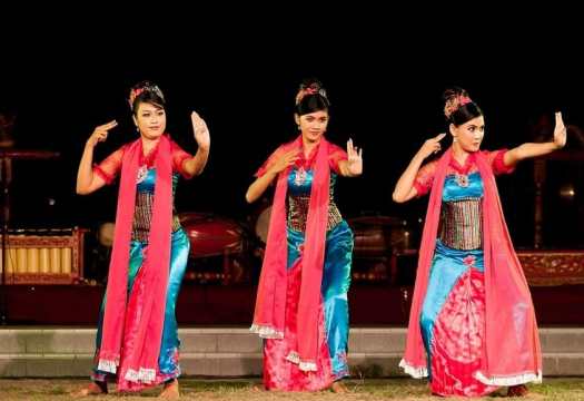 Get Tarian Berikut Yang Tidak Berasal Dari Provinsi Bali Adalah Tari
Pictures