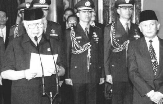 49+ Demokrasi Pancasila Yang Berlaku Pada Periode 1965 Sampai 1998 Bersifat
&nbsp;Images