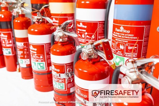 Kebakaran yang paling umum terjadi yaitu kebakaran pada material . Jual Apar Air 1 Batu 0823 3229 6177 Firesafety Co Id Fire Safety
