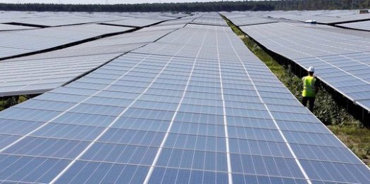 View Alat Yang Dapat Mengubah Energi Matahari Menjadi Energi Listrik Adalah
&nbsp;Images