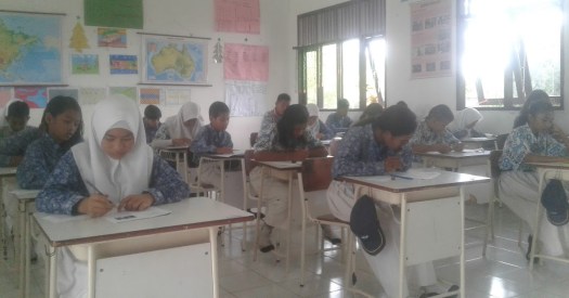 28+ Gerakan Menendang Bola Yang Digunakan Untuk Memberikan Bola Jarak Pendek Antar Pemain Adalah
&nbsp;Gif