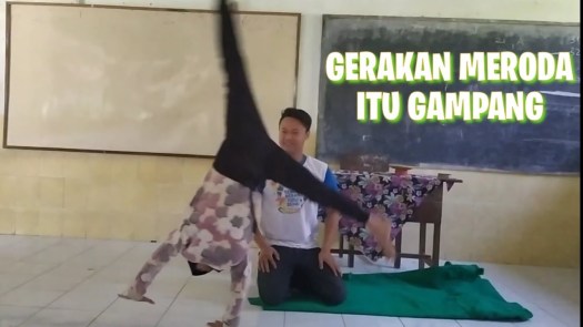 Get Sikap Awal Saat Melakukan Gerakan Memutar Tubuh Di Udara Adalah
&nbsp;Pics