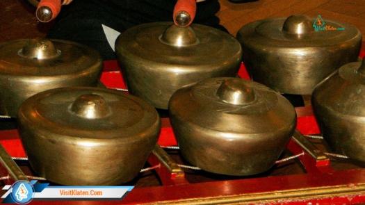 Download Rebab Merupakan Bagian Dari Alat Musik Gamelan Yang Dimainkan Dengan Cara
&nbsp;Images