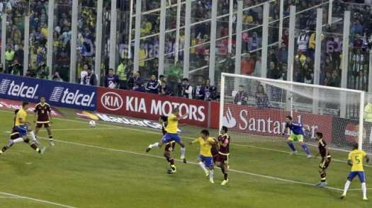 17+ Tendangan Kearah Gawang Oleh Pemain Penyerang Dalam Sepak Bola Disebut
&nbsp;Pics