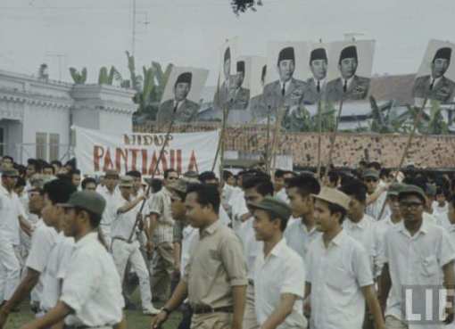 Download Aksi Pemberontakan Pki Pada Tanggal 30 September 1965 Bertujuan Untuk
&nbsp;Pics