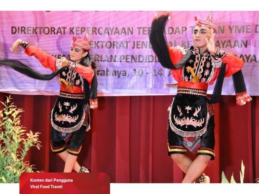 Download Penari Membentuk Gerakan Berupa Garis Tegak Lurus Maka Akan Membentuk Pola Lantai
Background